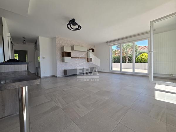 Superbe toit terrasse 4 pièces vue mer double garage