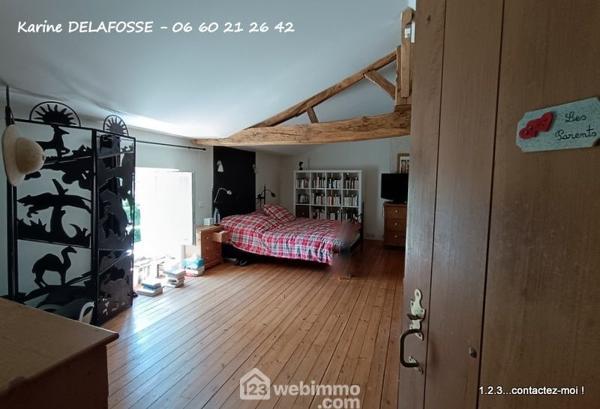 Grange 219 m² à Aubigny-Les Clouzeaux 85430