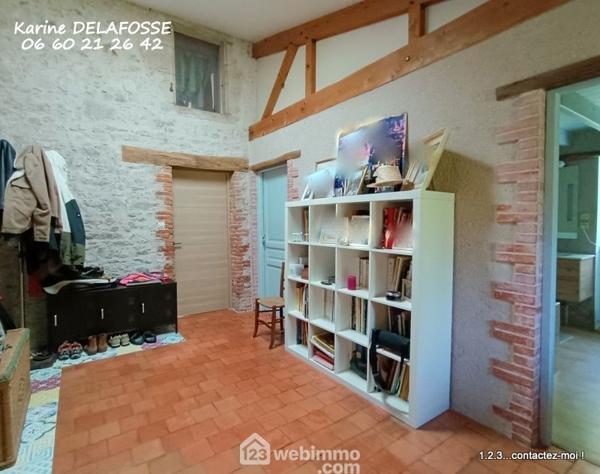 Grange 219 m² à Aubigny-Les Clouzeaux 85430