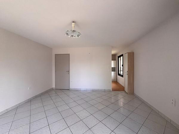 Appartement - studio résidence sénior avec vue sur la Mayenne