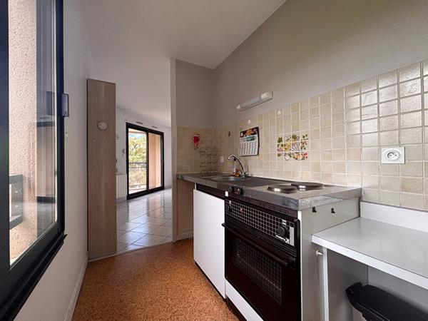 Appartement - studio résidence sénior avec vue sur la Mayenne