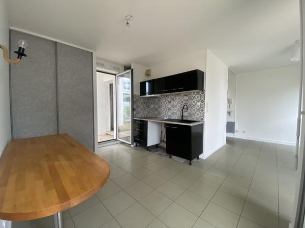 ARCACHON !  T2 de 37 m2, jardin de 150 m2, parking et cave !