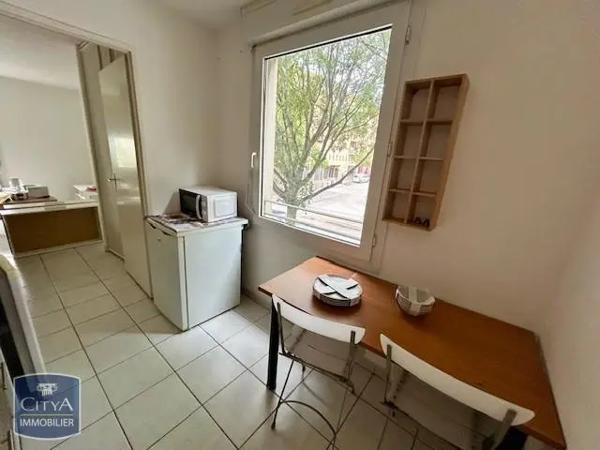 Appartement à louer 1 pièce 30.76m² Aix-en-Provence (13100)
