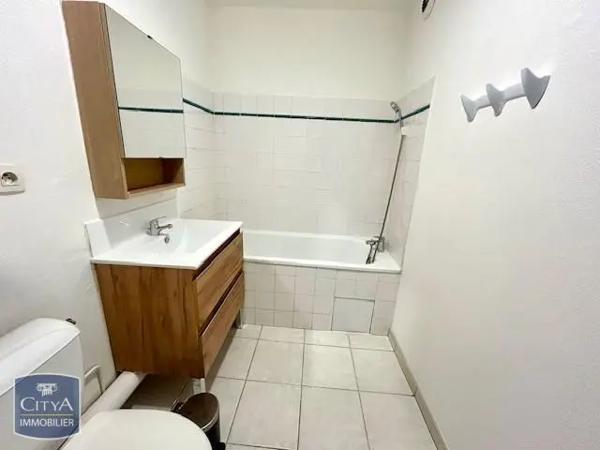 Appartement à louer 1 pièce 30.76m² Aix-en-Provence (13100)
