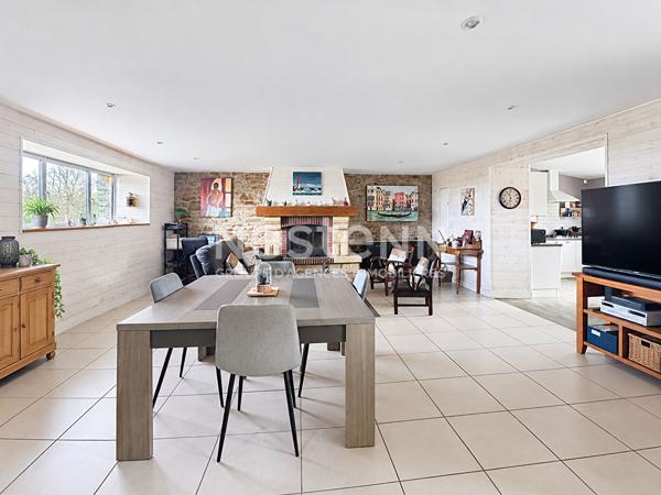 VENTE maison en pierre a YFFINIAC  4 chambres terrain de 2456m²!