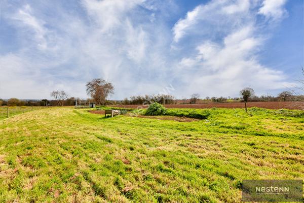 VENTE maison en pierre a YFFINIAC  4 chambres terrain de 2456m²!