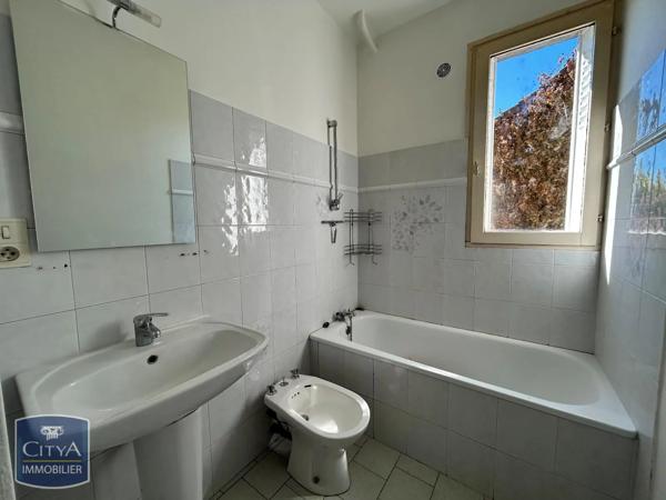 Appartement à louer 3 pièces 53.19m² Brive-la-Gaillarde (19100)