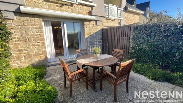 À vendre : Appartement avec une chambre, aperçu Mer avec jardin et garage à Quiberon, Port Maria