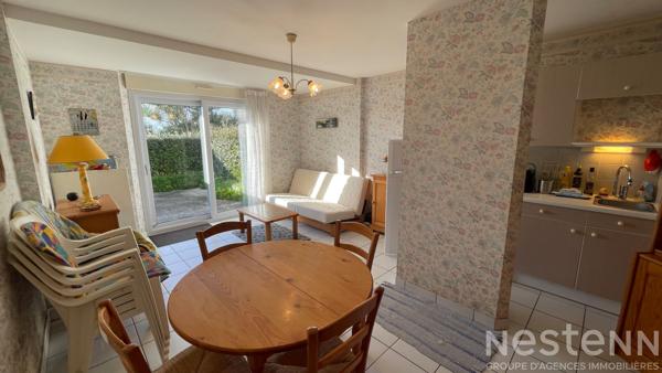 À vendre : Appartement avec une chambre, aperçu Mer avec jardin et garage à Quiberon, Port Maria