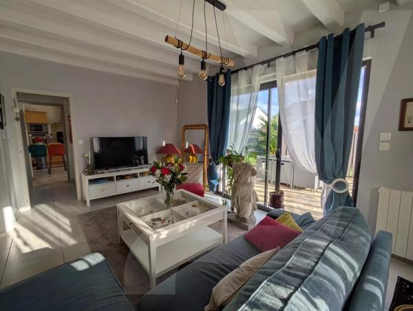 Maison T8 à Treillières avec 2 garages - 44119 Treillières - Réf 253