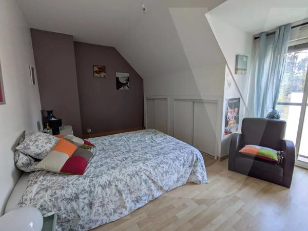 Maison T8 à Treillières avec 2 garages - 44119 Treillières - Réf 253