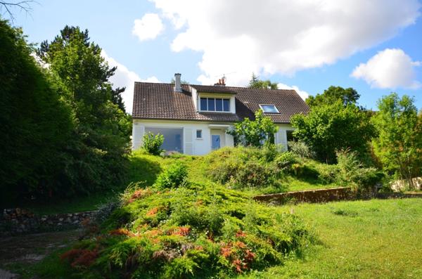 CHATEAU THIERRY (02) à vendre maison d'architecte de 167 m² avec sous-sol total