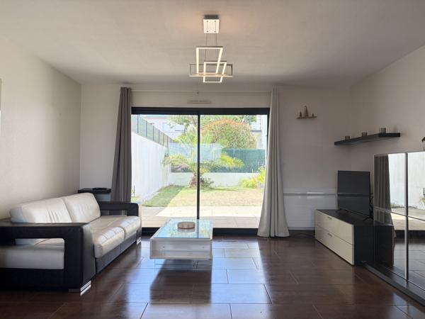 Appartement
         3 pièces
        - 68 m² Exclusivité 367 500 € *