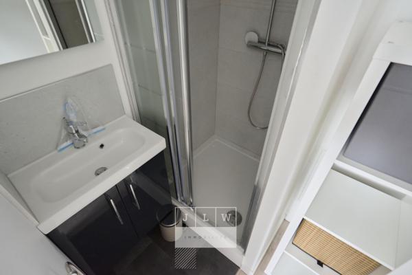 AVMC-JM63 - Chambre n°3 meublée en colocation + sdd