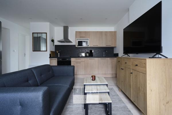 AVMC-JM63 - Chambre n°3 meublée en colocation + sdd