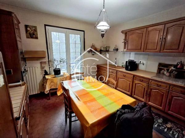 COURS DE PILE : Maison familiale de 120m² avec beau jardin