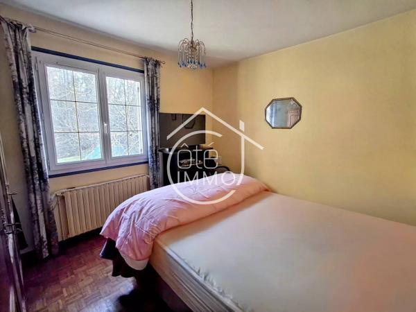 COURS DE PILE : Maison familiale de 120m² avec beau jardin