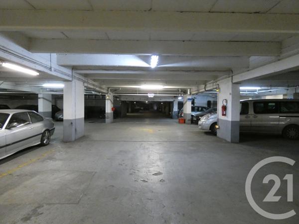 Parking à vendre  16,18 m2 PARIS - 75019