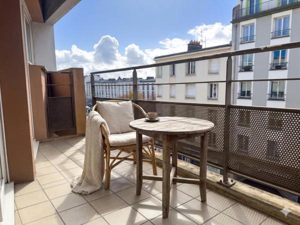 Appartement 76 m² très lumineux DPE C 3? étage avec ascenseur place de parking privative