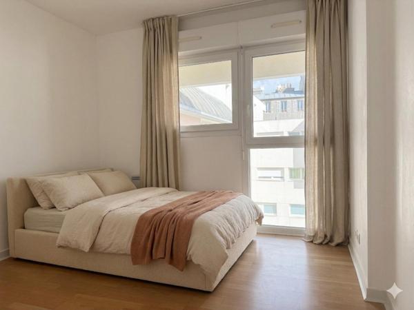 Appartement 76 m² très lumineux DPE C 3? étage avec ascenseur place de parking privative