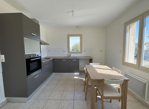Maison Saint Gelais 6 pièce(s) 98.59 m2