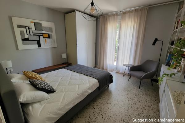 Maison
         6 pièces
        - 158 m² 690 000 € *