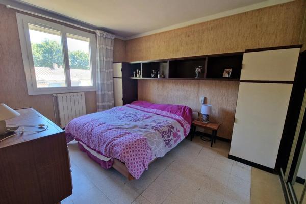 Maison
         6 pièces
        - 158 m² 690 000 € *