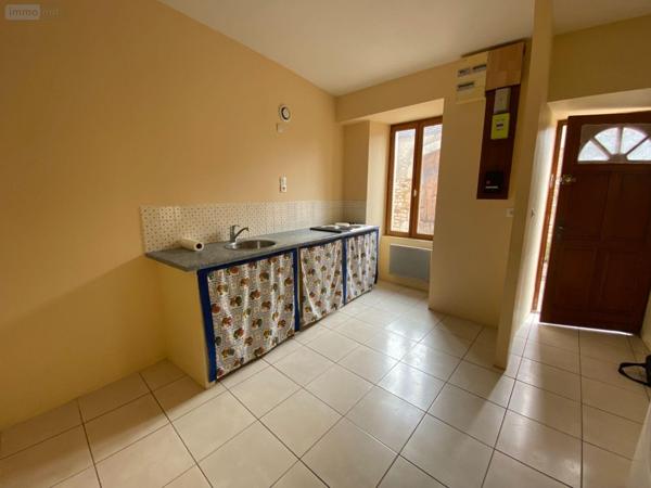 Maison de ville à vendre à Saint-Marcel dans l'Indre (36200), ref : 1051255