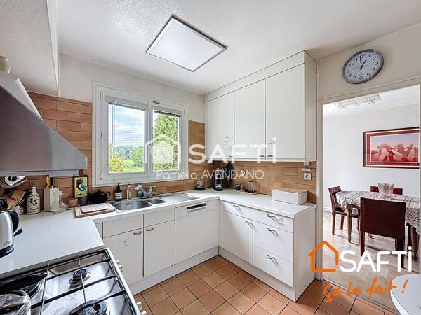 Pavillon familial de 7 pièces avec un magnifique terrain !!