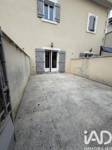 Location appartement 2 pièces 58 m² Grans