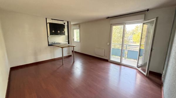 Appartement T2 balcon et parking