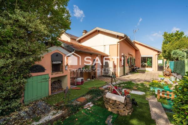 Charmante maison de 122m2 en demi-niveau pleine de potentiel à Varangéville
