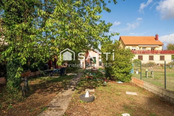 Charmante maison de 122m2 en demi-niveau pleine de potentiel à Varangéville