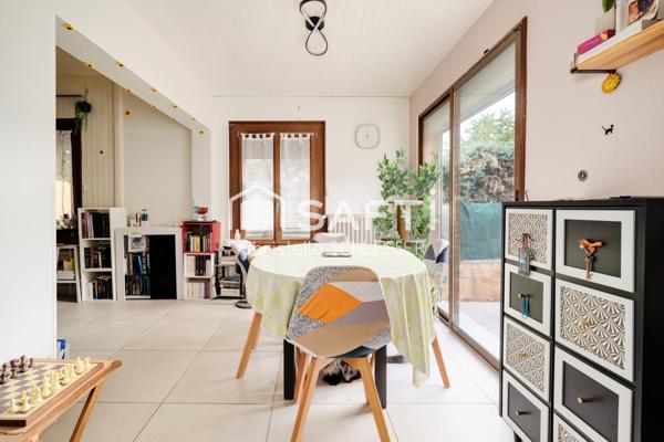 Charmante maison de 122m2 en demi-niveau pleine de potentiel à Varangéville