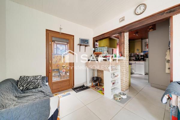 Charmante maison de 122m2 en demi-niveau pleine de potentiel à Varangéville