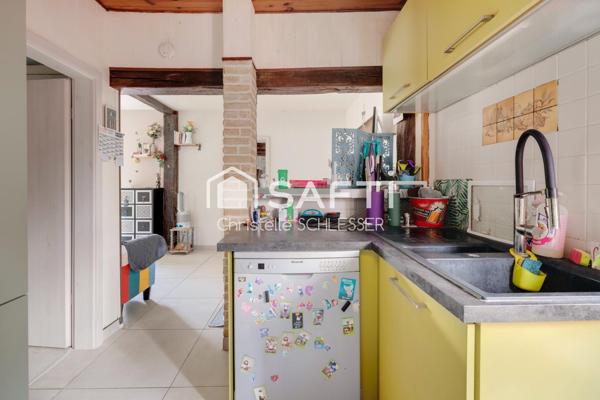 Charmante maison de 122m2 en demi-niveau pleine de potentiel à Varangéville