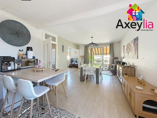 A VENDRE - MABLY - MAISON LOUÉE ÉLEVÉE SUR SOUS-SOL AVEC DEUX CHAMBRES, GARAGE ET TERRAIN