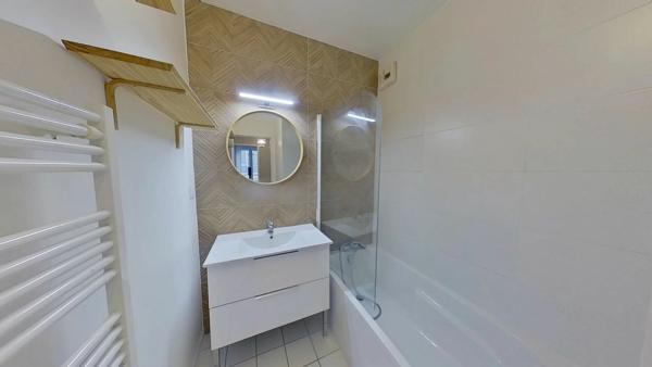 Appartement à louer    2 pièces • 48,10 m2 Lyon 1