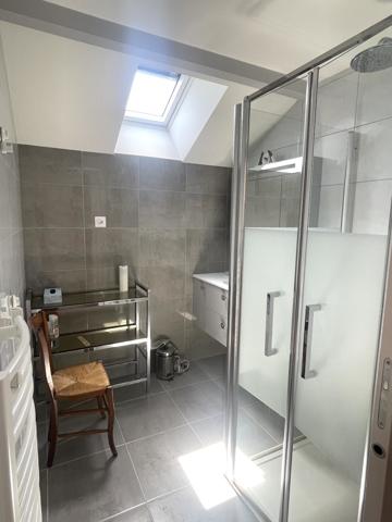 FERMETTE renovée AVEC SUPERBE PIGEONNIER ET DEPENDANCES - TERRAIN de 6841 m2