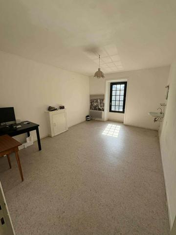 Fonds de commerce - Bar – Restaurant – PMU avec Licence IV au cœur d'une ville dynamique – Fort potentiel de développement - Proche de VANNES (56)