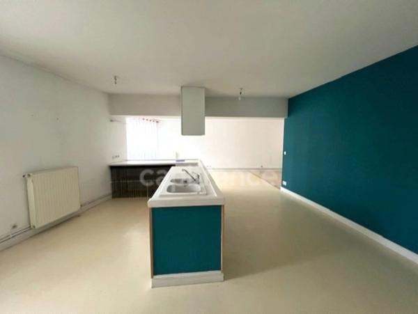 Immeuble mixte à vendre PONS (17)