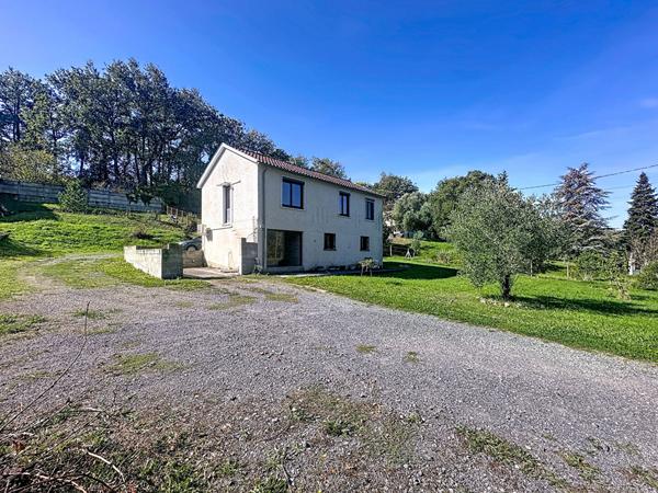 A vendre Maison individuelle a AUCH avec jardin et piscine