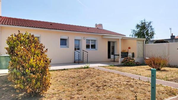Maison à vendre à Les Sables d'Olonne Bel Air 2 chambres jardin garage à 700 mètres Arago