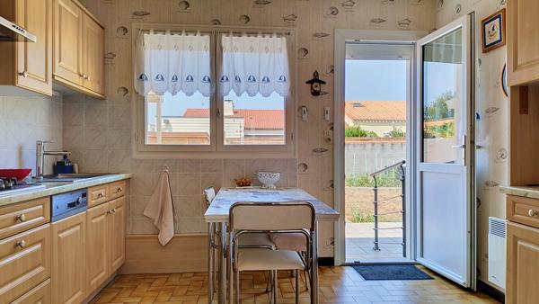 Maison à vendre à Les Sables d'Olonne Bel Air 2 chambres jardin garage à 700 mètres Arago