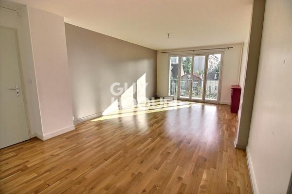 APPARTEMENT À LOUER DE 4 PIÈCES DE 90,11 M²