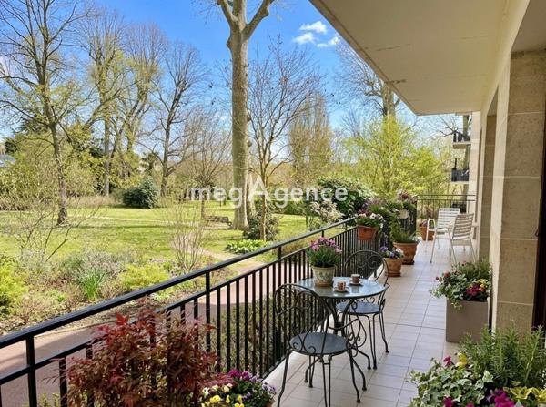 Appartement à SAINT-NOM-LA-BRETECHE, 78860 - 6 pièces 165m²