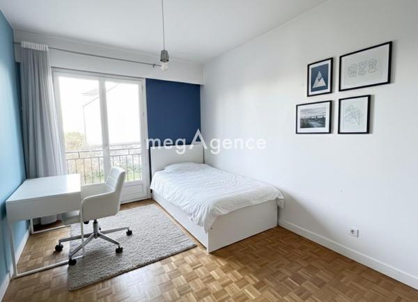 Appartement à SAINT-NOM-LA-BRETECHE, 78860 - 6 pièces 165m²