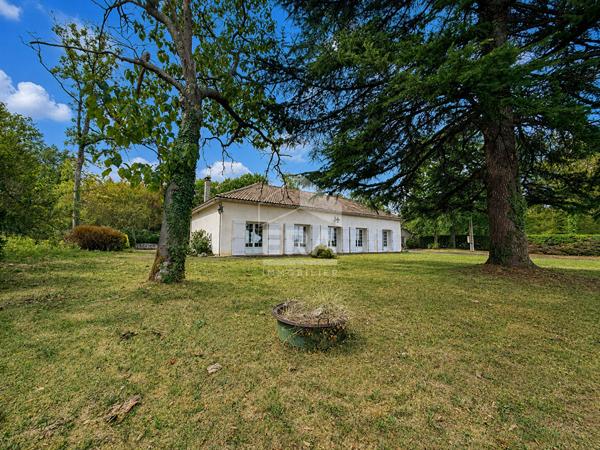 Maison Dirac , proche Garat, 6 pièce(s) 156 m2, 4 ch, dépendance