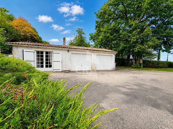 Maison Dirac , proche Garat, 6 pièce(s) 156 m2, 4 ch, dépendance