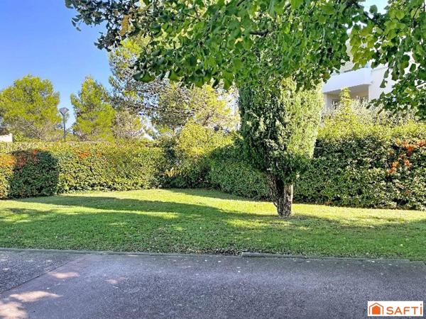 Appartement T3, 77 m² avec terrasse, cave et parking